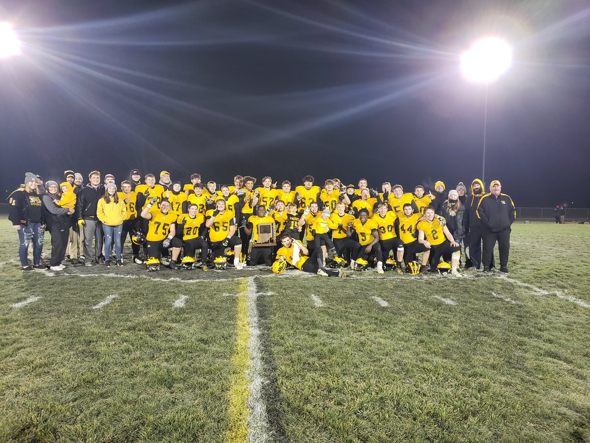 Pioneer 24- Andrean 21 final.  Panthers are 2A Regional Champions. #PantherPride