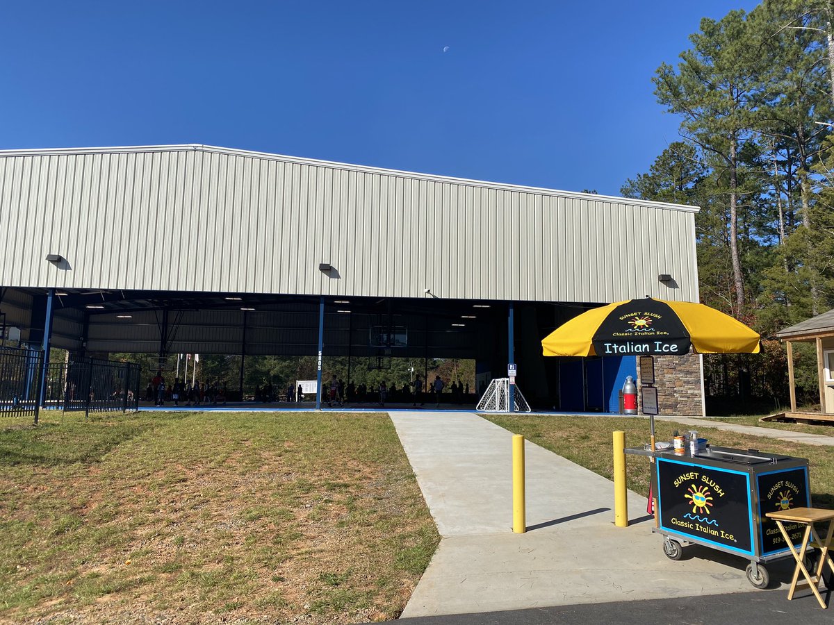 TOMORROW (11/14) We’ll be at the Wood Valley Holiday Market from 11-2!! And we’ll be at the JCC from 10-1!! Hope to see you there!! 😁✌️😆🍧😄💛😎 #sunsetslushrdu #sunsetslushraleigh #italianice