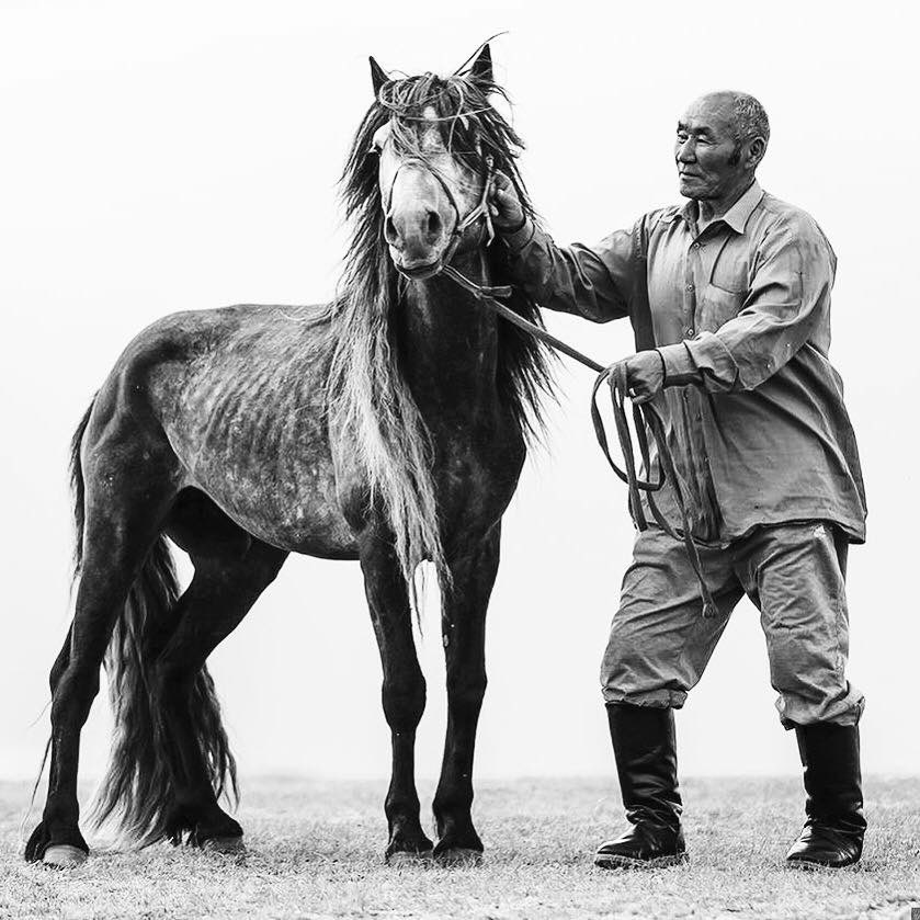 Нагац ах. 
Завхан аймаг Сонгино сум