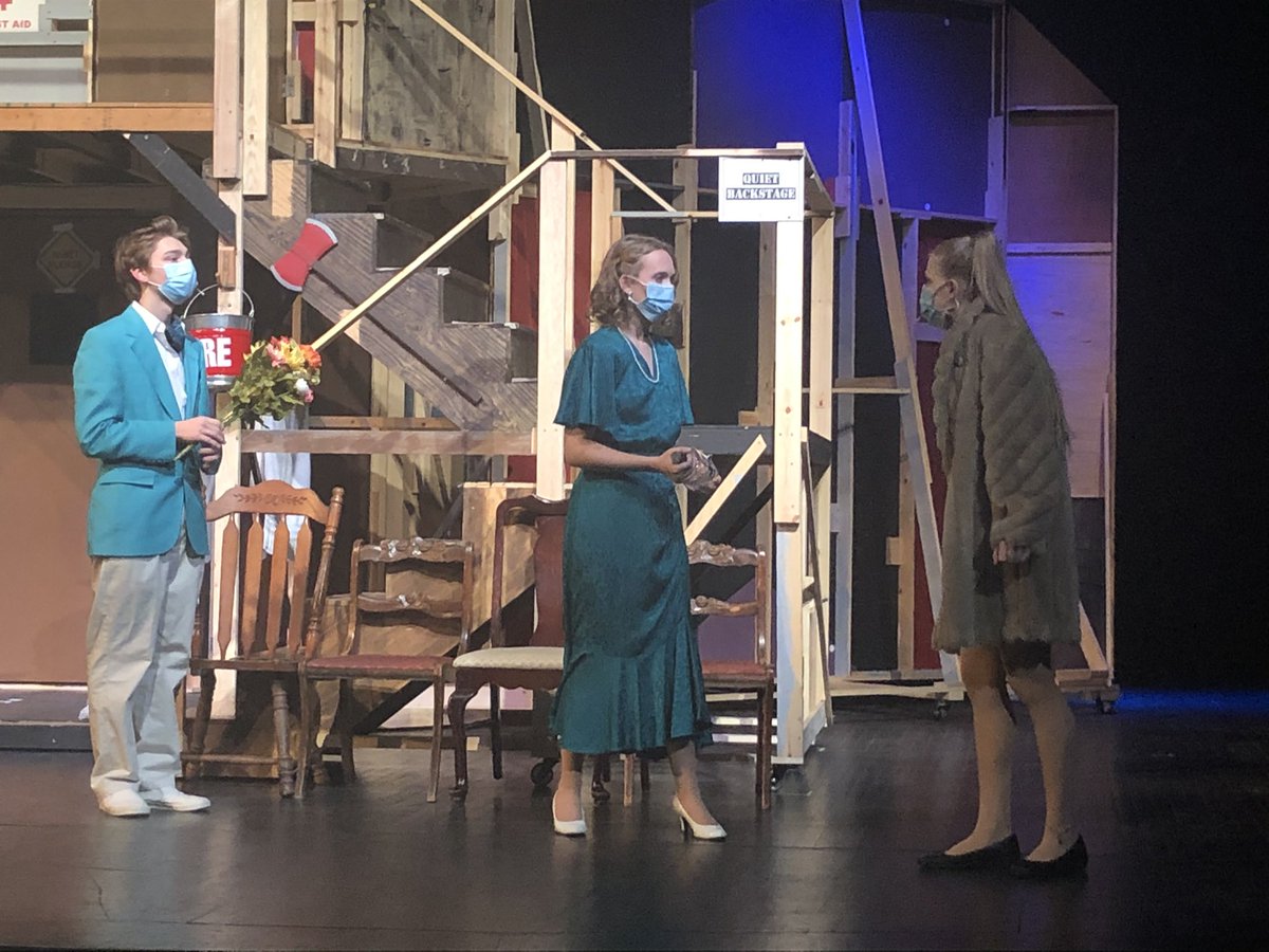 CRXPres's tweet photo. Complete with masks on, the cast and crew of “Noises Off” were absolutely phenomenal this evening! Outstanding @XHSDrama! https://t.co/8F4EO8BnKV