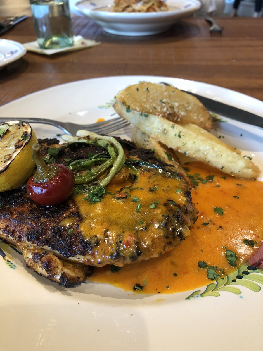 IamBeccaC1's tweet photo. Great food tonight!!!! https://t.co/gwk5IkDOGH
