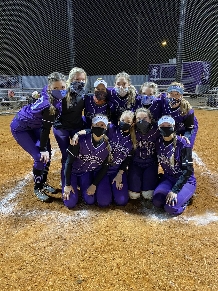 TNUsoftball's tweet photo. 2020 has been full of ups and downs, but we have chosen to finish the fall with a positive attitude! This week has been the best week of the fall! We can’t wait to see what the spring holds for TNU Softball 🥎💜🥎 https://t.co/WTxqJ9hCcj