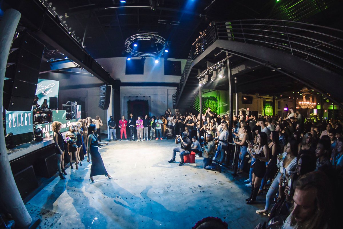 gabbssmc's tweet photo. first show really came out so cute🥺 https://t.co/gCgFCX9XXX