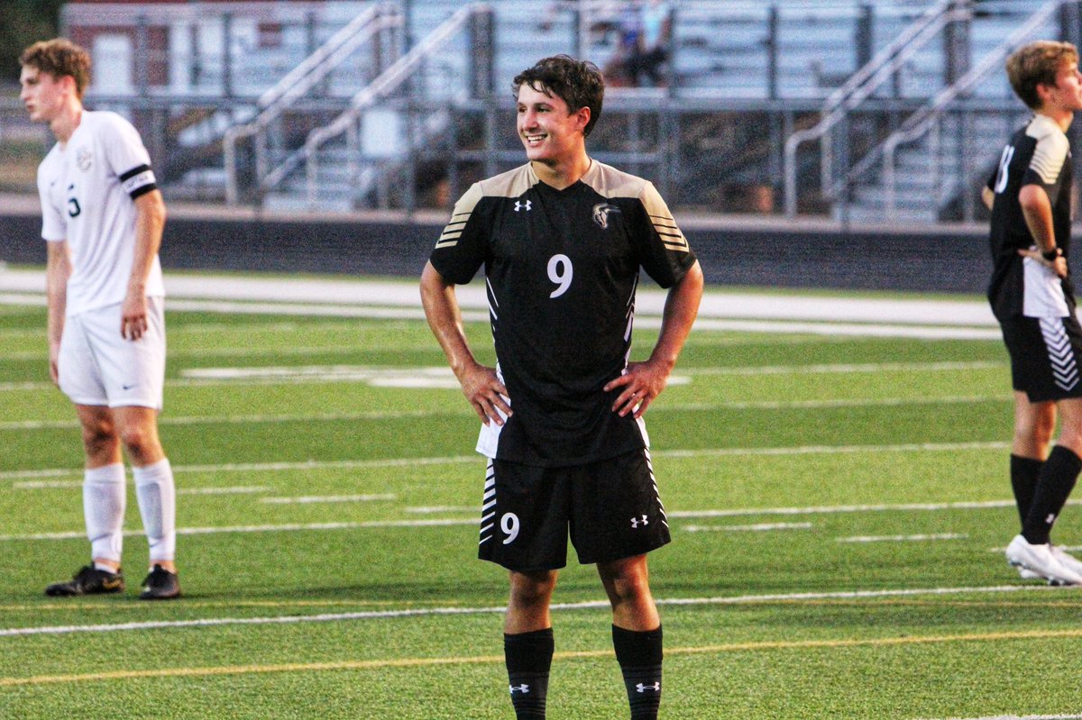 Congratulations to the AVCTL Division 1 Most Valuable Player: Raul Gerhardus! #MaizeSouthSoccer