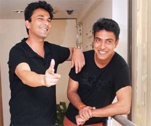 ranveerbrar's tweet photo. A brother, a great human, a perfectionist and an inspiration to all, both in and out of the kitchen. Wishing @TheVikasKhanna a very very Happy and blessed birthday. Rab rakha..and keep that inner child always fired up.. 🥳 https://t.co/ti2fkqihRj