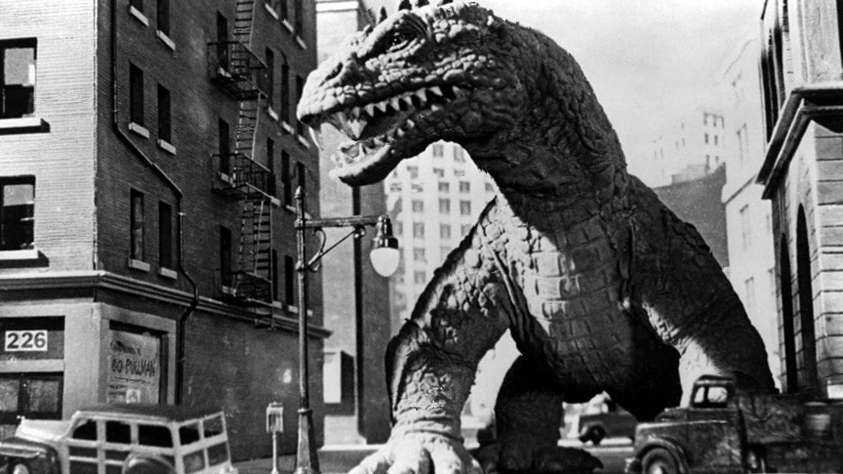 WBBZ's tweet photo. .#saturdaynight at the #movies is beastly! At 8p, @Svengoolie unleashes "The Beast from 20,000 Fathoms" with Ray Harryhausen stop motion effects! At #Midnight can #Buffalo beatniks Zelda, Bird, & Theo from @OffBCinema survive the "Night of the Blood Beast!" @WBBZ Ch67.1; Cable 5 https://t.co/wlpDbvo5hI