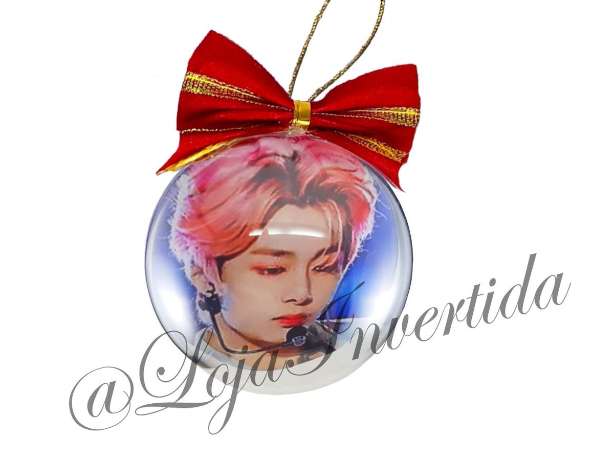 InvertidaLoja's tweet image. #MONBEBE estão preparados para o Natal?
Bolinhas Personalizadas para decorar a sua árvore. 
* Bolinha de acrílico
* Personalizada com a imagem que quiser
* C/ laço de corrente dourada e fitinha para amarrar na árvore
* Opcional: enfeite dentro, coração de papel colorido.
#MONSTAX