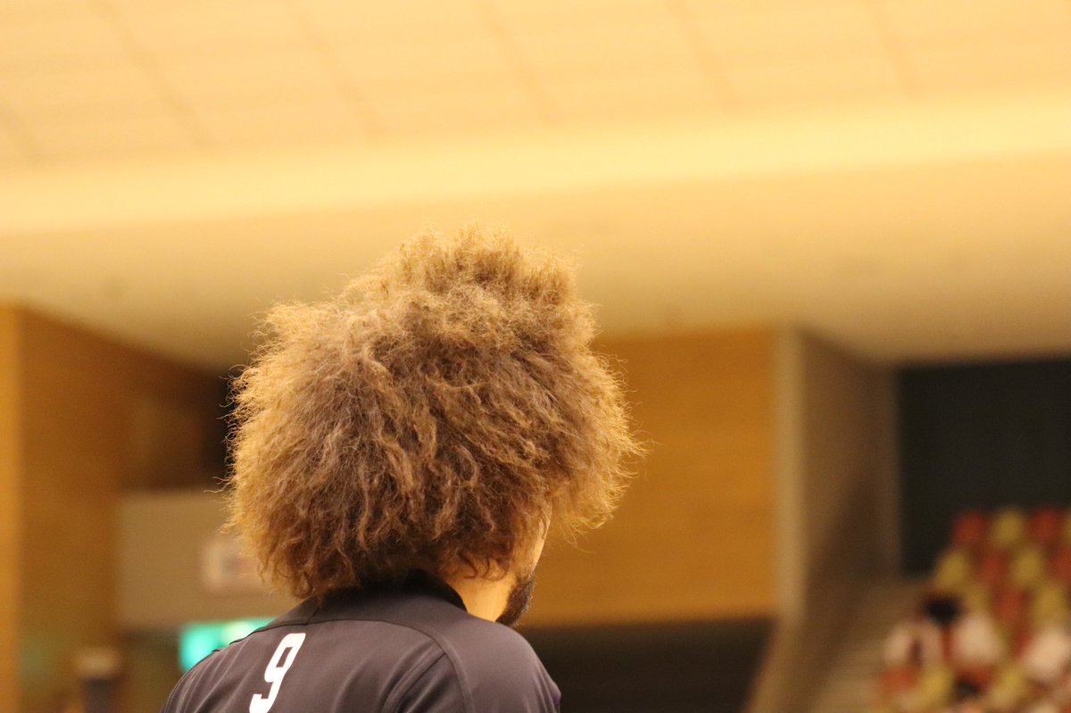 PocketSuzuki's tweet photo. 立髪を靡かせて颯爽と🦁
#神原裕司 選手
#firebonfs https://t.co/wgS02Sy0X1