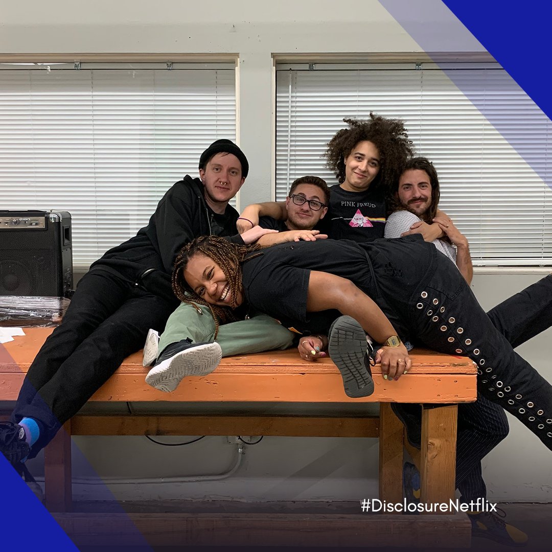 Disclosure_Doc's tweet photo. @glaad @Lavernecox @SamFederFilm @NetflixFilm @Most Our Production Assistant Lyle Kash (@lylekashtweets) sees the utility of #DisclosureNetflix — and the process in which it was made — as something that will help trans storytellers and representation in media of trans people.
#TransAwarenessWeek #DisclosureBTS w/ @glaad https://t.co/H3BMPhRQD5