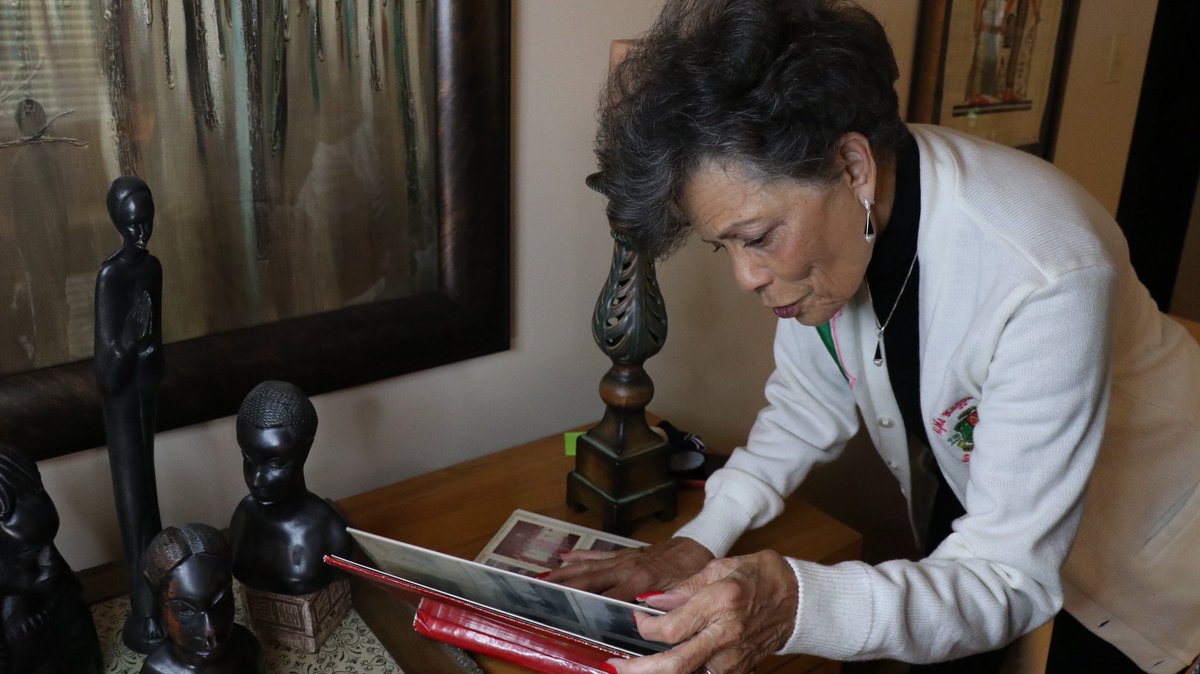 4/6 Throughout her life, Myers has been an active #AKA member. She graduated from <a href="/IUBloomington/">IU Bloomington</a> and was a member of <a href="/TauChapterAKAs/">Tau Chapter AKAs</a> #IndianaUniversity