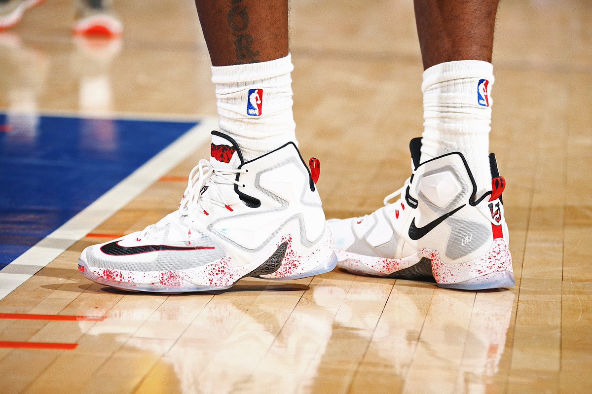 brkicks's tweet photo. Five years ago today, @KingJames brought out the “Friday the 13th” Nike LeBron 13 at The Garden 🔥 https://t.co/NHEnS2lwOT