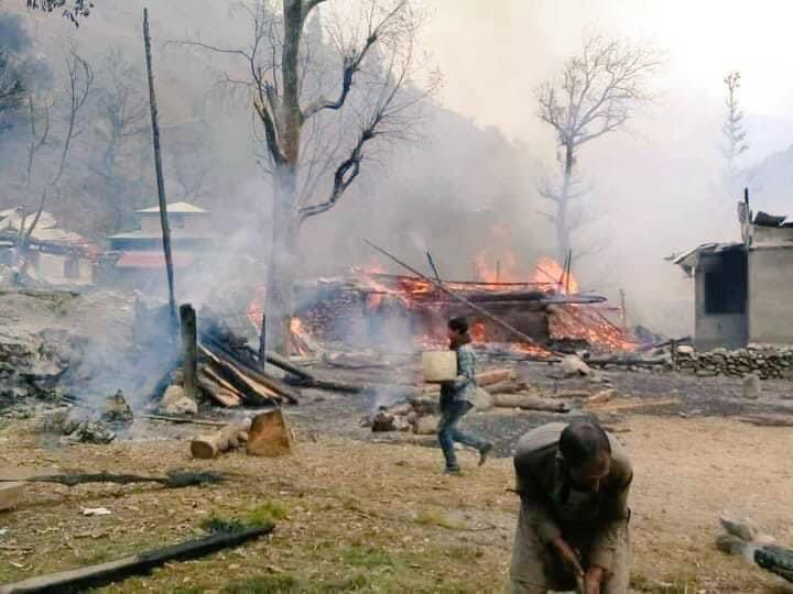 The Indian army started bombing civilians in Brother Pakistan, with 4 dead and more than 30 injured. Pakistan is not alone. As Azerbaijani and Turkish people, we will always be with brother Pakistan 🇵🇰 🇦🇿🇹🇷
#PakistanArmy #PrayForPakistan #StopIndianAggression