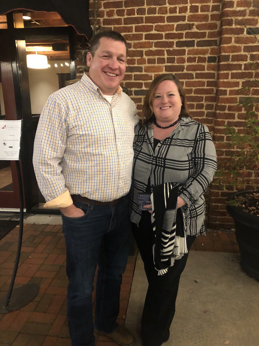 tipsay29's tweet photo. @tipton409 thank you for a wonderful dinner at @shoemakersgrill I loved that Sidecar! 😄 https://t.co/xakeesc4Km