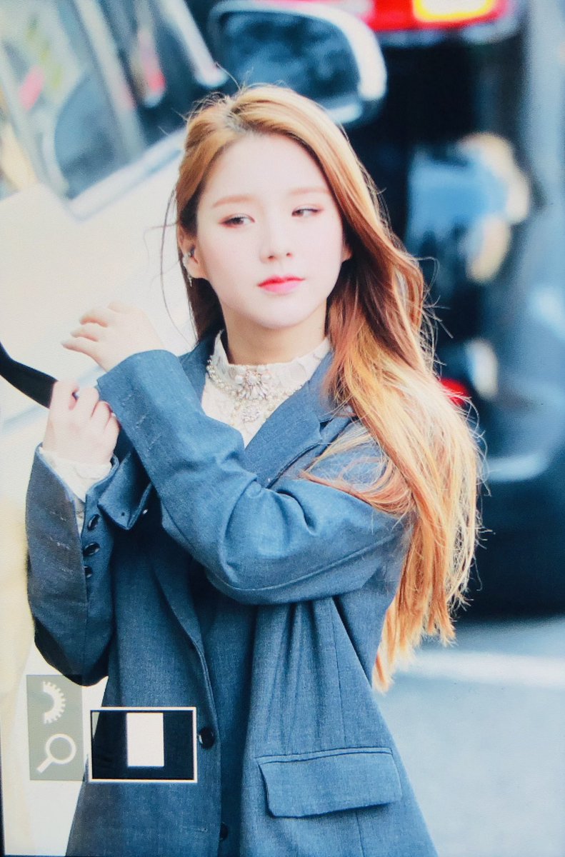 201114 프리뷰

#희진 #HeeJin #LOONA #이달의소녀
<a href="/loonatheworld/">이달의 소녀(LOOΠΔ)</a>