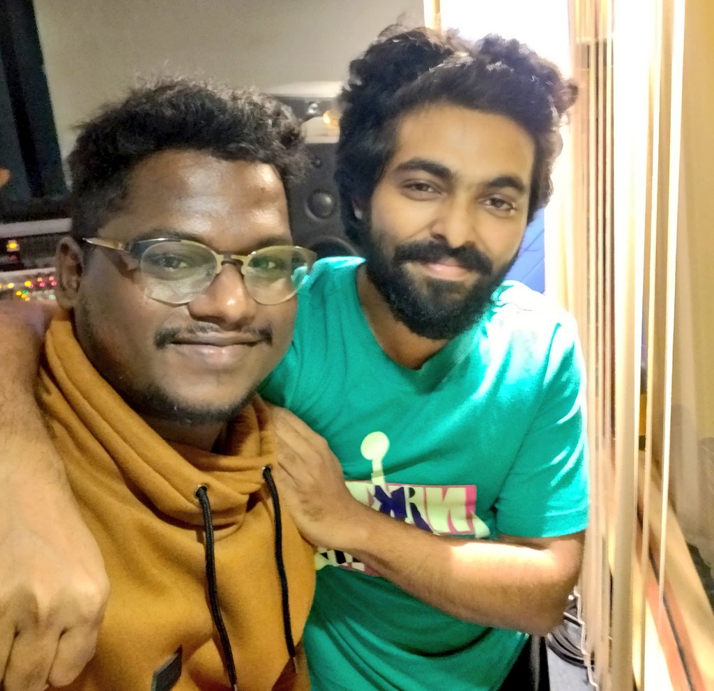 Arivubeing's tweet image. "பருந்தாகுது ஊர்க்குருவி" 🦅🎶🔥✈️
Thank you so much for the amazing album, background music and the opportunity to write #Maaratheme for #SooraraiPottru. Your kind words of encouragement &amp;amp; positivity are much needed and you are an inspiration sir🎶 #Gvprakash. @gvprakash ❤️🎵😍