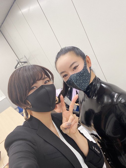 雛奈子 Hinako Japanese Fetish Queen🇯🇵 - 1 pic. テレビ朝日: タモリ倶楽部 「一流芸人ならば見分けられるはず！SM格付けチェック2020 11月20日24:20〜(関東圏) にスージーさんと@SiouxsieQ5 出ますので、是非みてね〜❤️ https://t.co/G4KjNRtR6j