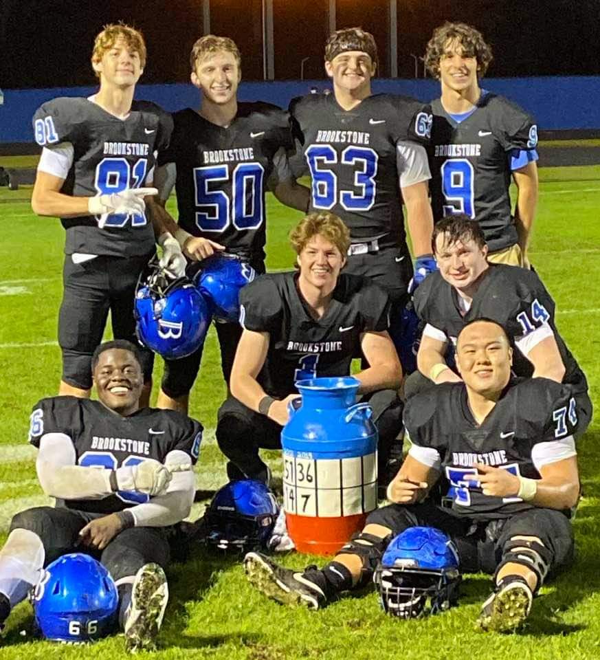 TRSandersII's tweet image. Jug stays home! #seniors #brookstonefootball @BrookstoneFBHC @BrkstoneCougars @JimmyMesser1968 @vincemassey @CougarStatsLive @scottmiller44