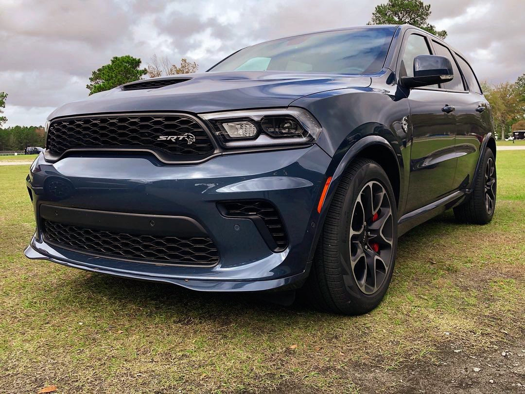 IAmTurboBuckeye's tweet photo. #frontendfriday 2021 Dodge Durango SRT Hellcat — the Most Powerful SUV Ever, #710hp. (One Model Year Only). 📷: @RNagode
#Dodge #Mopar #SRT #fcadesign #dodgegarage @dodge @fiatchrysler_na @officialmopar #DodgeDurango #HellcatDurango #1320club #Hellcat https://t.co/sV3pR8Z6Pv