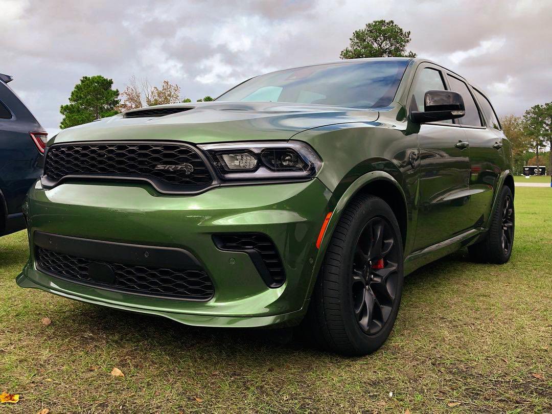 IAmTurboBuckeye's tweet photo. #frontendfriday 2021 Dodge Durango SRT Hellcat — the Most Powerful SUV Ever, #710hp. (One Model Year Only). 📷: @RNagode
#Dodge #Mopar #SRT #fcadesign #dodgegarage @dodge @fiatchrysler_na @officialmopar #DodgeDurango #HellcatDurango #1320club #Hellcat https://t.co/sV3pR8Z6Pv