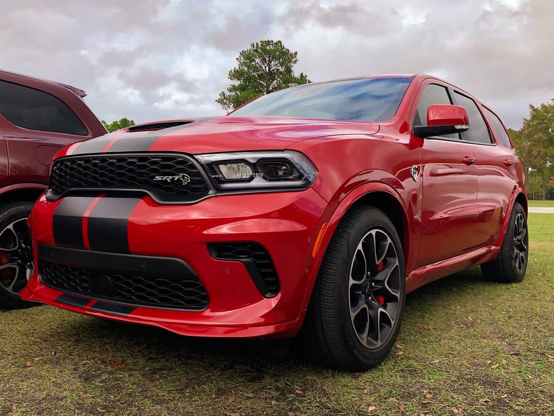 IAmTurboBuckeye's tweet photo. #frontendfriday 2021 Dodge Durango SRT Hellcat — the Most Powerful SUV Ever, #710hp. (One Model Year Only). 📷: @RNagode
#Dodge #Mopar #SRT #fcadesign #dodgegarage @dodge @fiatchrysler_na @officialmopar #DodgeDurango #HellcatDurango #1320club #Hellcat https://t.co/sV3pR8Z6Pv
