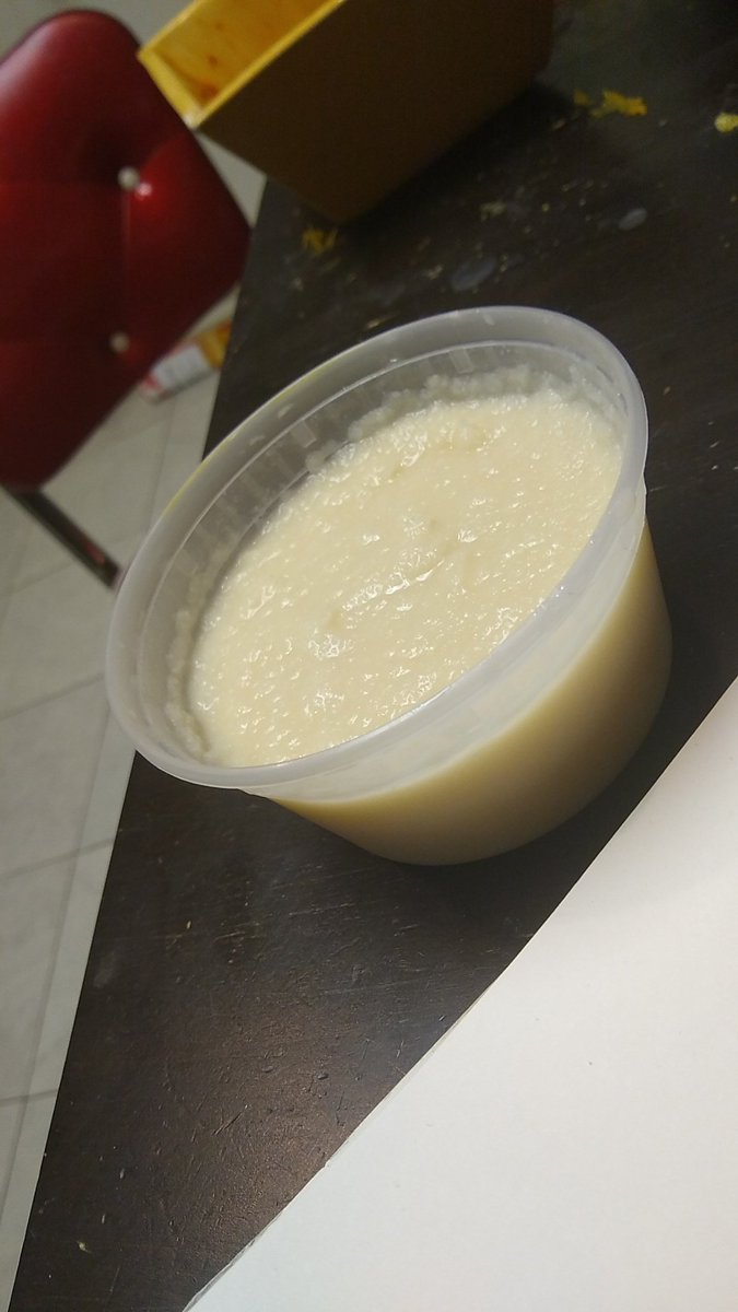 NaughtyRooster's tweet photo. Made a apple cream tea slush! @chickytown and @pantsarama, what's your review? https://t.co/h1Kd1UsYn5