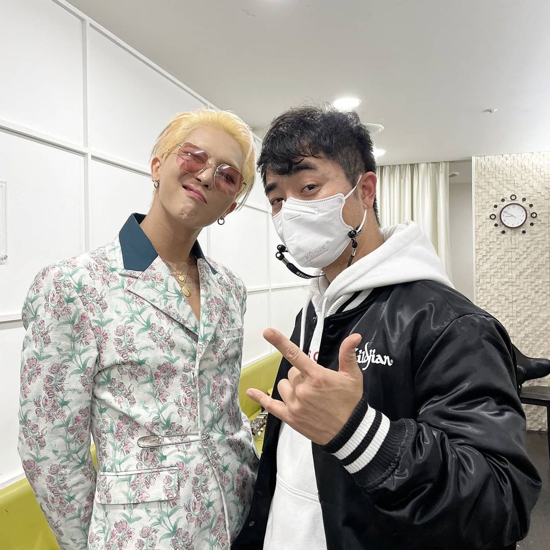 w0817_'s tweet photo. 201114 ---- leejunghoon81 #TeamRUNAWAY Band #TEAMMINO #TEAMTAKE
#TAKE #RUNAWAY #MINO #송민호 #도망가 @official_mino_
https://t.co/1C7WoNUKCU https://t.co/vKbgAB4trE