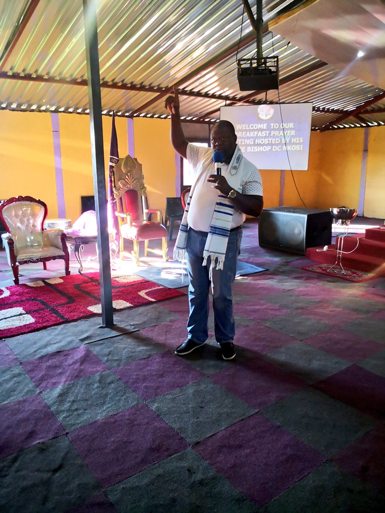 PLWC2001's tweet photo. His Grace Bishop DC Nkosi hosting a Breakfast Prayer meeting.
#PLWC19 #Since2001 #Zondi2
#2020TheYearOfDoublePortionAnoitingAndRevelation #Restoration https://t.co/eWFG4mwVGP