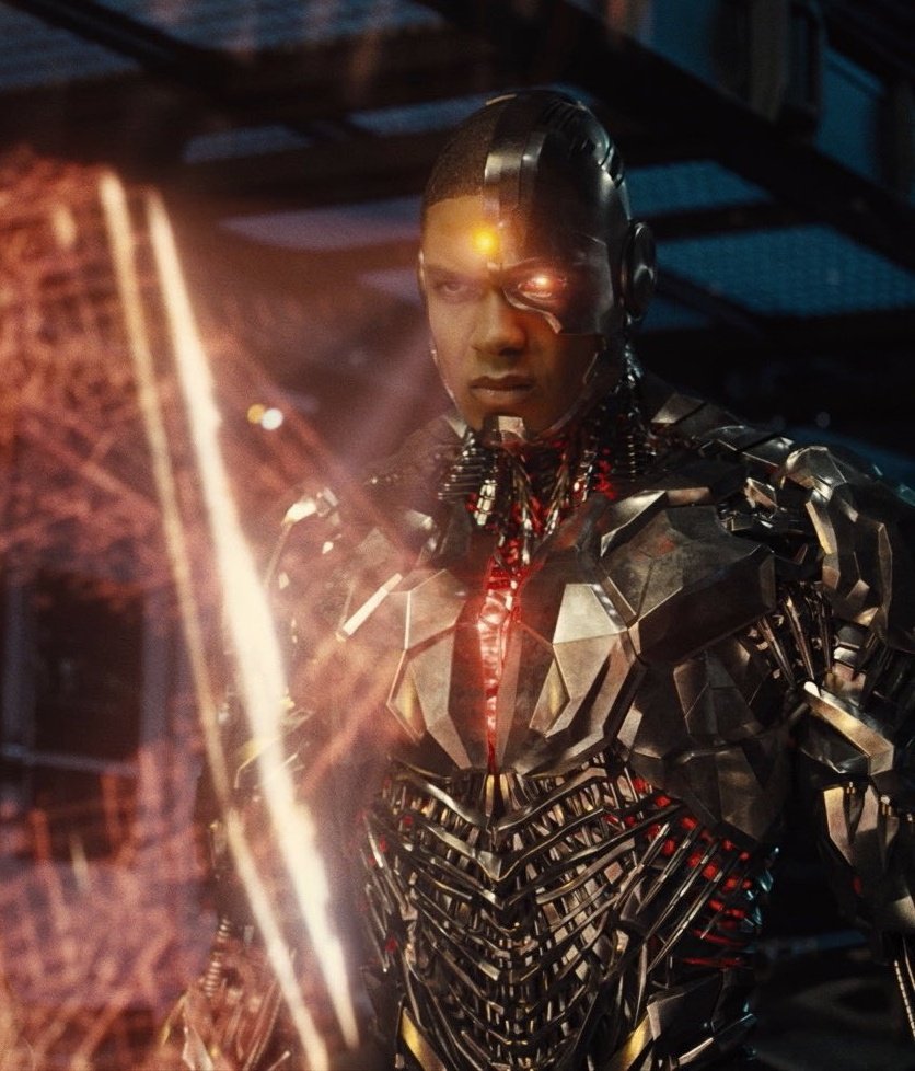 DCEUMX's tweet photo. Whedon / Snyder #SnyderCut https://t.co/63FevGbu5B