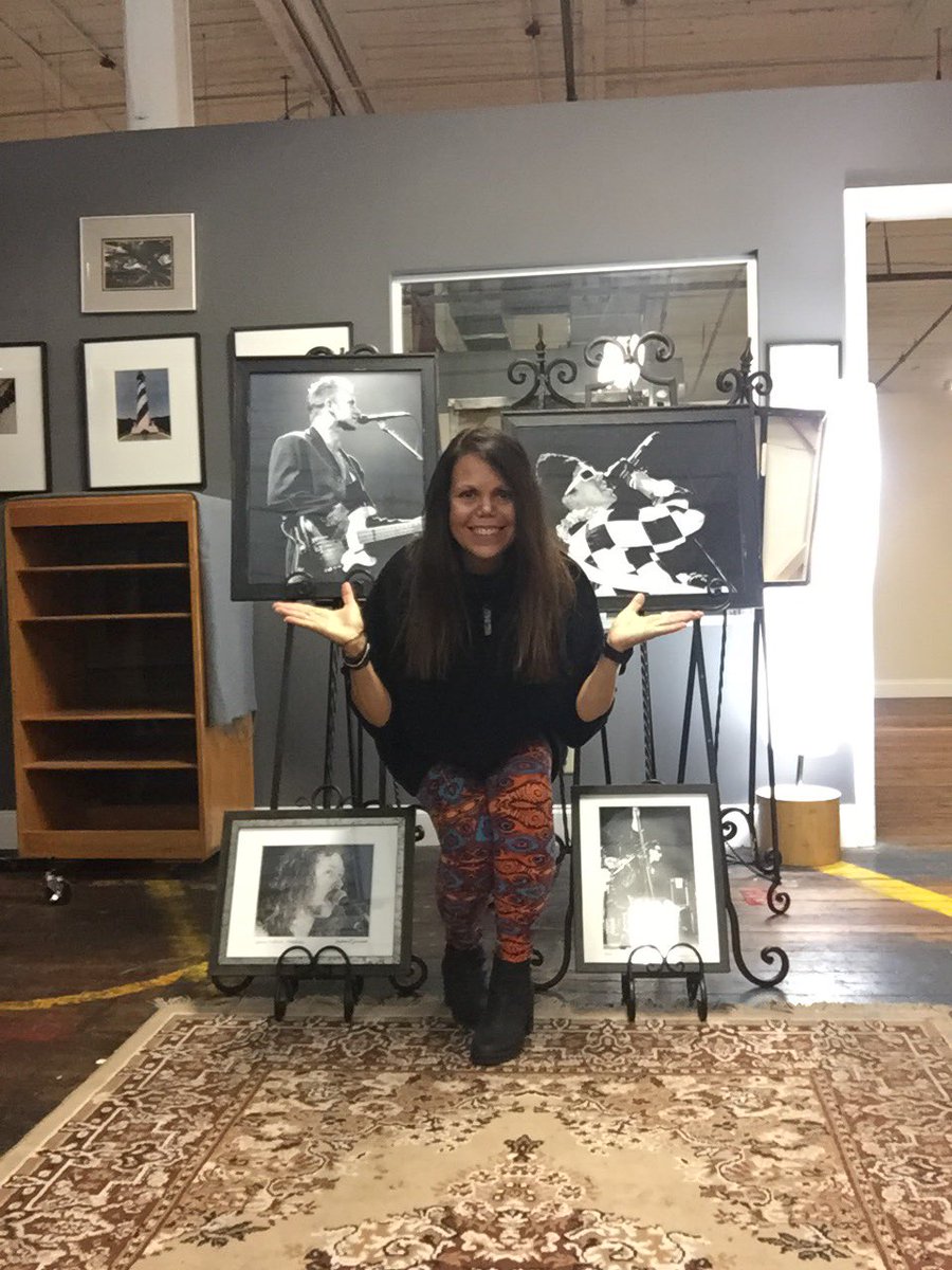 sejphotoalabama's tweet photo. Successful Socially Distanced Social Open Studio Night πΈ@lowemillarts #sejphotoalabama #studio2018 #LoweMill #RockPhotographer π€#RockAndRollPhotography
#FridayThe13th #ODAAT #ForeverGrateful @artshuntsville @matthewbwake @knowhuntsville @StationRetroHSV @CanonUSApro @djanof https://t.co/Vlgey0SKBc