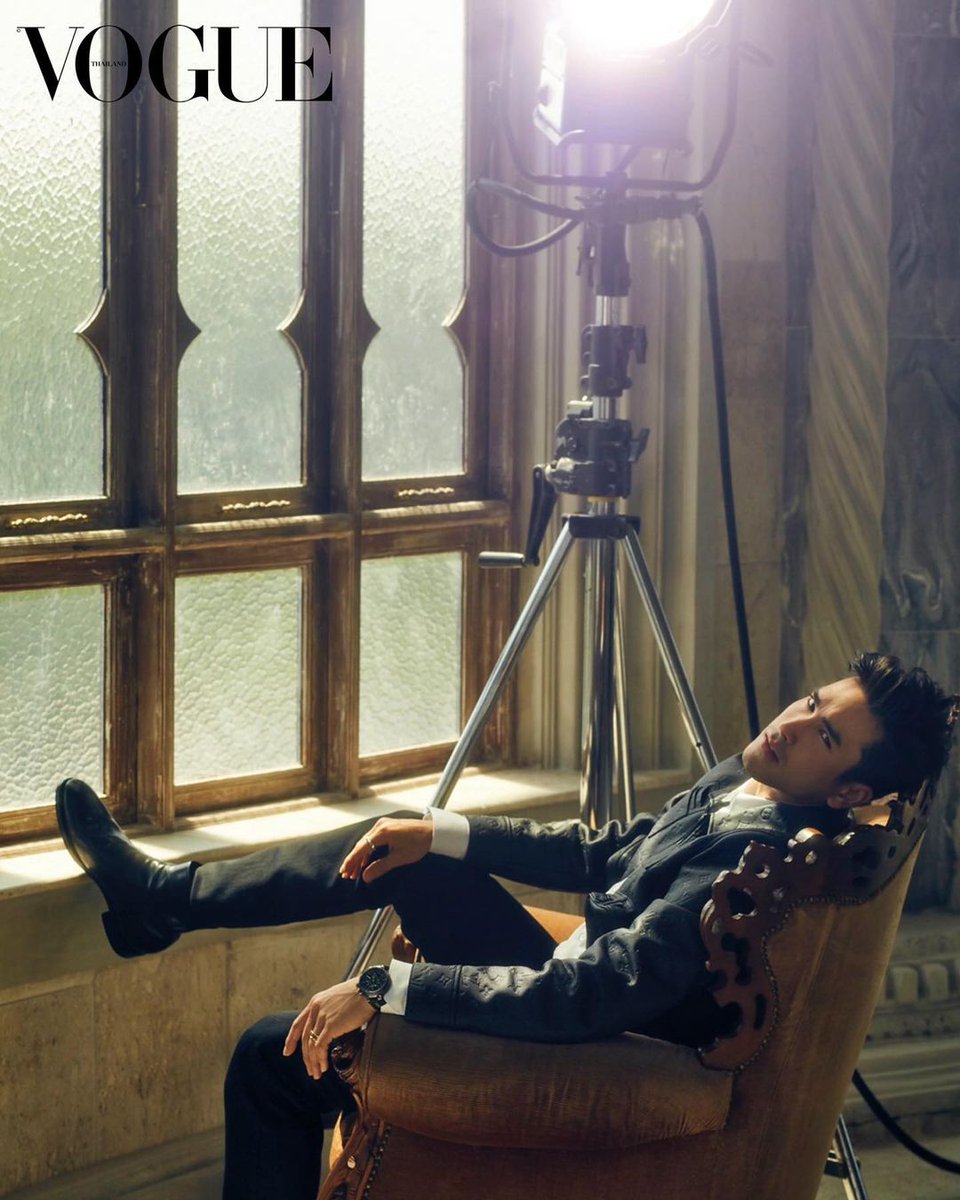 The power couple! Setting the bar soooo high each and every time!
I am so proud 😍😍❤️
And our man's first collaboration with LV!
#NYxLV #NYxLouisVuitton #LouisVuitton #NYxVogue
#ณเดชน์ญาญ่า #nadechyaya #ณเดชน์ #ญาญ่า #nadech #yaya #urassayas #kugimiyas