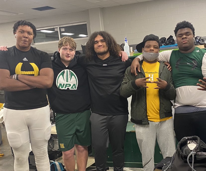 BesterDevin's tweet photo. Man....I’m going to miss these guys. O-Line brotherhood. You just wouldn’t understand. @jacobhood2022 @BigEH75 @EricLiggett01 @jaden_mcmahon https://t.co/XtMuvBg3Hi