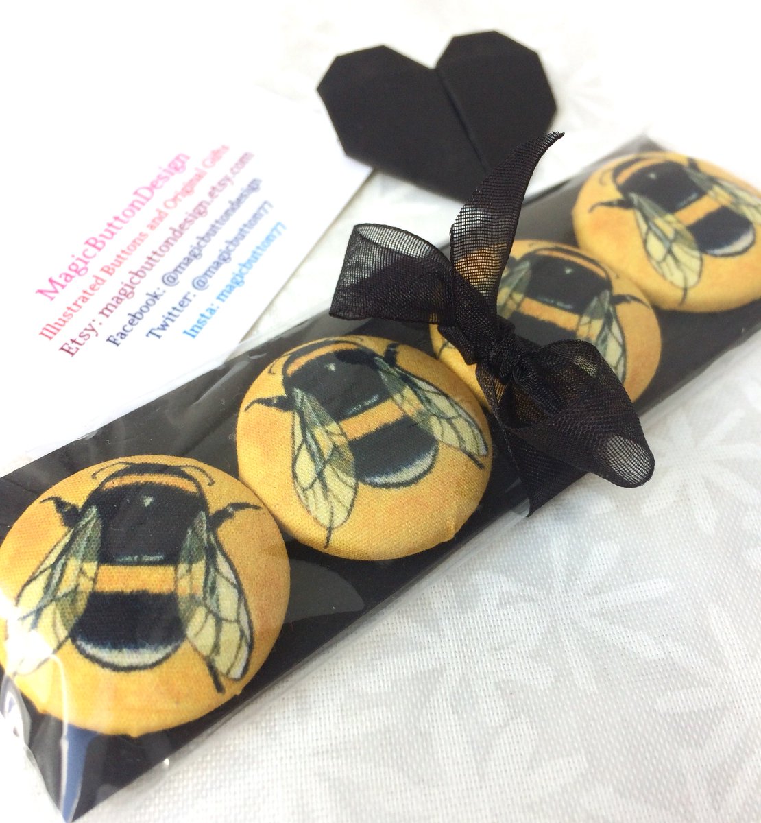 magicbutton77's tweet image. Ashamed to say I’ve neglected my Twitter account for a while but thought I’d kick it off again. So, hello I’m Suzanne &amp;amp; here’s a selection of things I design, make and sell in my shop. #UKGiftHour #UKGiftAM #giftideas #shopindie #supportsmallbusiness 
MagicButtonDesign.etsy.com