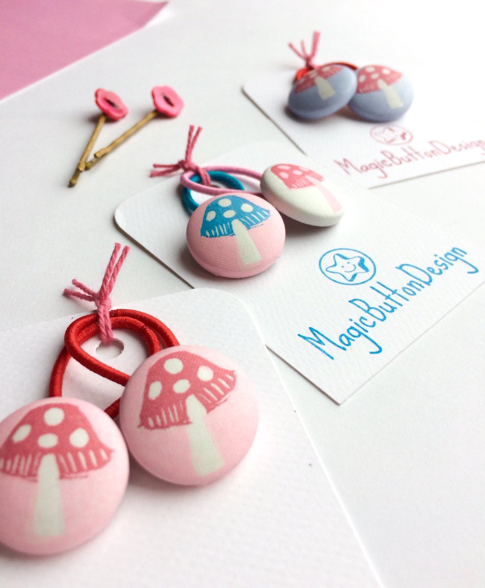 magicbutton77's tweet image. Ashamed to say I’ve neglected my Twitter account for a while but thought I’d kick it off again. So, hello I’m Suzanne &amp;amp; here’s a selection of things I design, make and sell in my shop. #UKGiftHour #UKGiftAM #giftideas #shopindie #supportsmallbusiness 
MagicButtonDesign.etsy.com