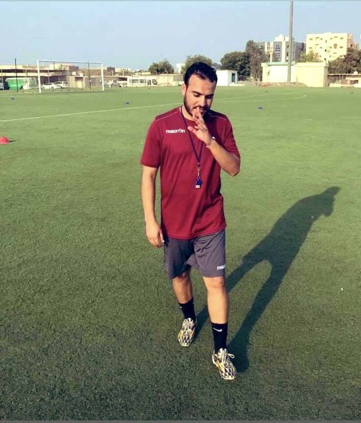Azzamcoach's tweet photo. #خبرة_وتجربة_رياضية 

صباح الصحبة
يقول ابن عطاء الله السكندري رحمه الله :
إعلم أن المجانسة تكون بالمجالسة .
إن جلست مع المسرور سُرِرت .
وإن رافقت الغافلين غفلت .
وإن جلست مع الذاكرين ذكرت .
وإن صاحبت النائمين نمت .
وإن صاحبت أموات الدين يمت دينك في قلبك https://t.co/J8v1BMyld4