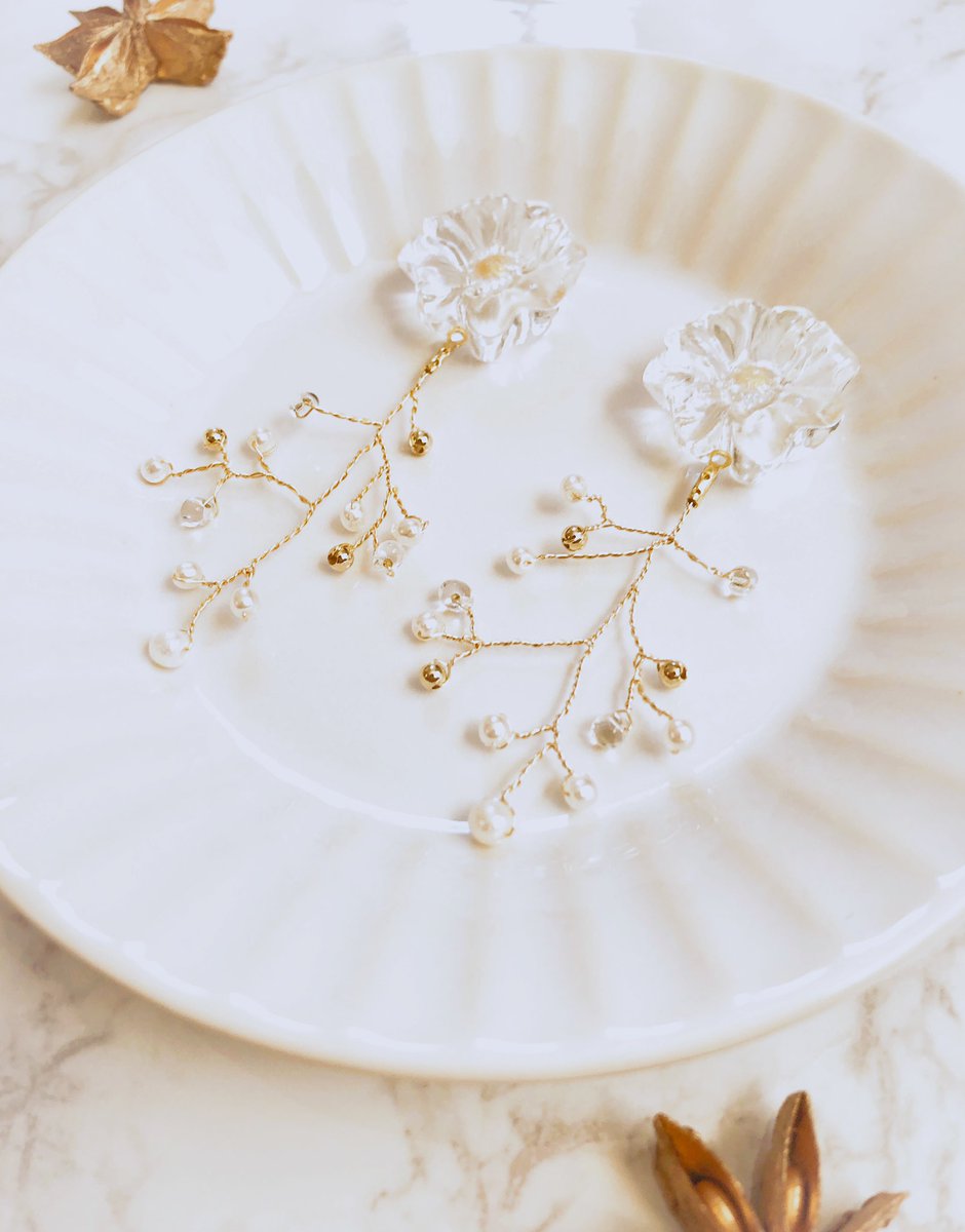 i87accessory's tweet photo. 過去作がほとんですが🥺ずっと趣味で作っていて。最近販売を始めた初心者なので先輩作家様仲良くしてくださると嬉しいです🙏🏻💗
#ハンドメイド
#ハンドメイドアクセサリー
#ハンドメイド好きな人と繋がりたい 
#芸術の秋ということで作品あげてるアカウントフォローしませんか https://t.co/gLodz8a4wA