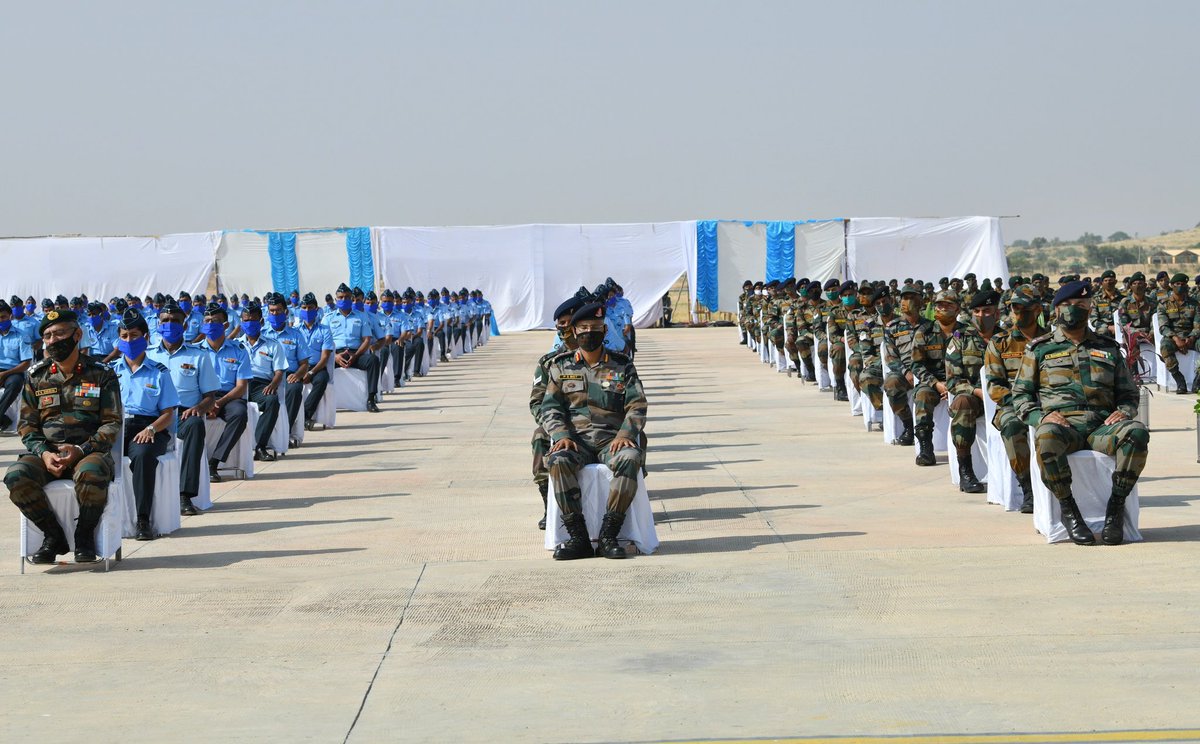 narendramodi's tweet photo. Interacted with our air warriors and brave soldiers and security personnel at Jaisalmer. https://t.co/oZA9ivar2p
