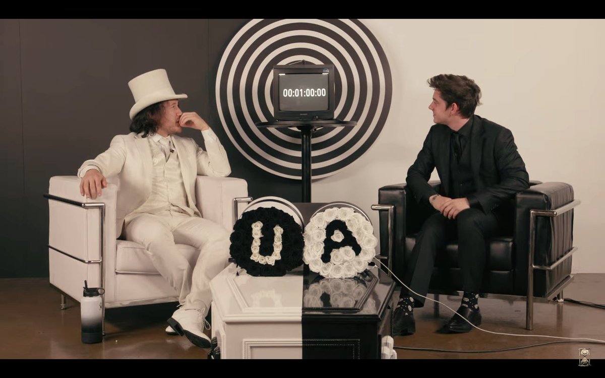 spacehunks's tweet image. Even though I didn't watch every video, this was a lot of fun. Thank you for the year, Unus Annus. #momentomori