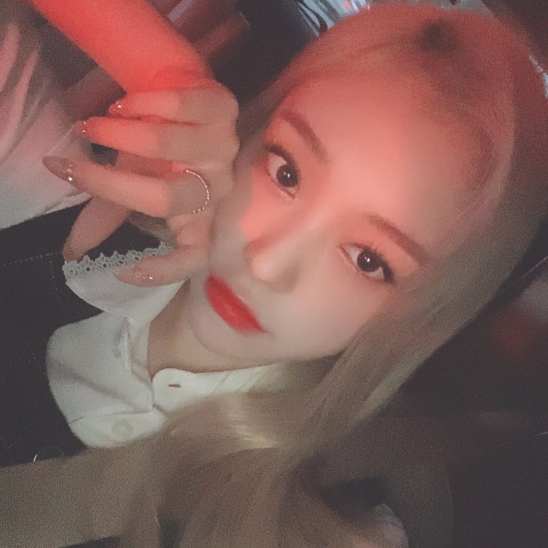 hourly gahyeon (@hourlygahyeon) on Twitter photo 