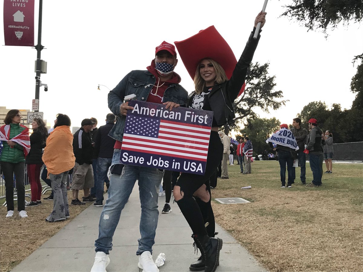 ENos386's tweet photo. @RepZoeLofgren @FlySJC By "families" you mean Indian families only? Translation: Per country visa caps prevent Big Tech from monopolizing American wealth &amp; driving down citizen's wages by hiring people +slowing down chain migration from India - to displace even more US citizens. https://t.co/cBKhIaNHoz