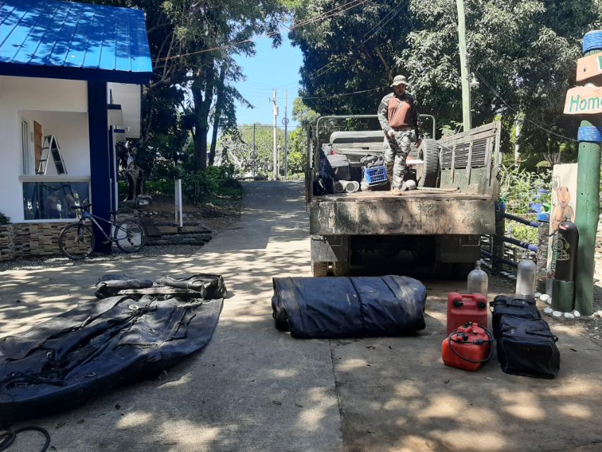 ABSCBNNews's tweet photo. Four helicopters were dispatched by the AFP’s Northern Luzon Command to Cagayan Valley on Saturday as they shift the focus of their “post-Ulysses” humanitarian missions to Region 2. #FloodPatrol (📷: NOLCOM) https://t.co/Vemeu5yyOx | via @leilavicente05