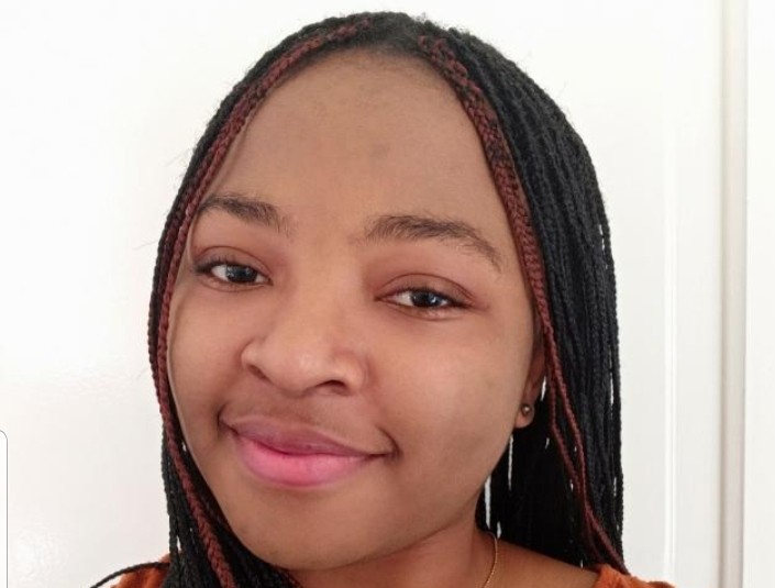 FlowComms's tweet photo. Welcome to Altar Musodza, our new social media manager. We are so happy to have you on the team! Altar's favourite weekend activities include hiking, eating out and Netflixing. #Flowstars #FlowFun https://t.co/Nv6xt5xqF7