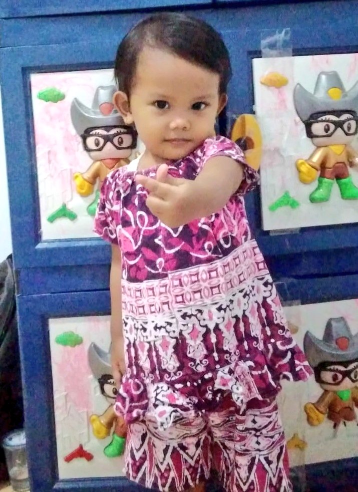 wkarna_28's tweet photo. i love you too sweetheart 🥰🥰🥰
.
.
.
.
🙇‍♀️ : pih, beli beii* ya
*boneka berbie yg di pasar malem.
👨‍🦱 : ok 😘😘
(kudu nyiar kamana yeuh 😅😂🤣🤦‍♂️) https://t.co/C9NxVSBRio