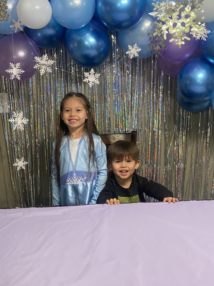 OhhSammmie's tweet photo. Happy 5th Birthday Chickies “kiki” we love you soo much &amp;you’ll always be our baby girl!! Even with all that sass, feistiness, stubbornness, you have such a pure, loving, &amp; kind heart! We’re so blessed to have you as our daughter! 🎂💜💙🤍😘#KamrynJoyce #KamrynJPerez #5YearsOld https://t.co/f8O5rRvlgX
