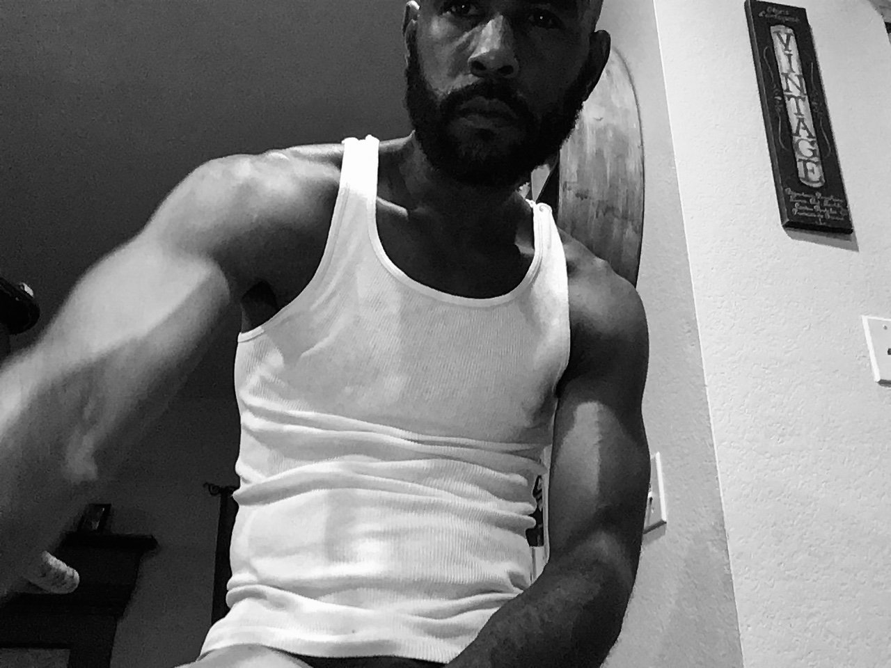🖤🖤🖤 https://t.co/BPRxw0DwIW