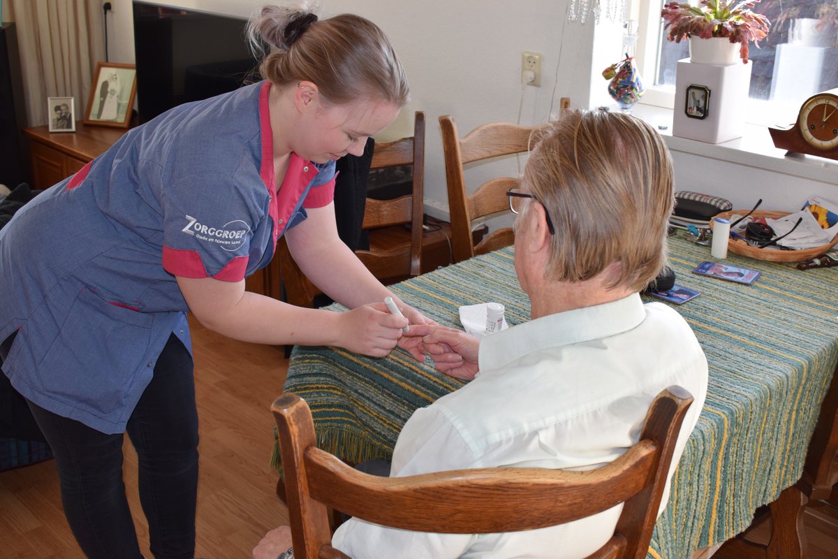 Wereld Diabetes Dag is jaarlijks op 14 november. Het doel van deze dag is aandacht en begrip te vragen voor diabetes. Diabetesconsulent Manon Bakker van ZONL legt uit wat zij en haar collega’s als zorgverleners kunnen betekenen voor deze groep cliënten: zorggroep-onl.nl/diabetesconsul…