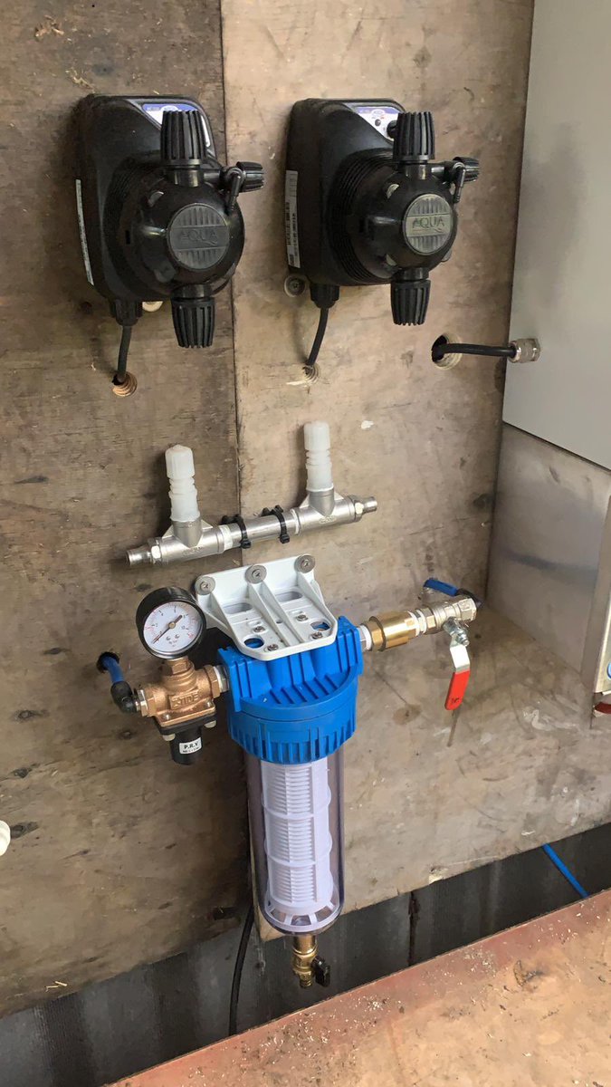 🚨 System Install 🚨

Country- UK 
Parlour - Swingover 18
Herd size - 300
Milkings per day - x 2

Reduce labour 💪🏼
Reduce time ⏰ 
Reduce costs 💰 
Improve teat and udder health