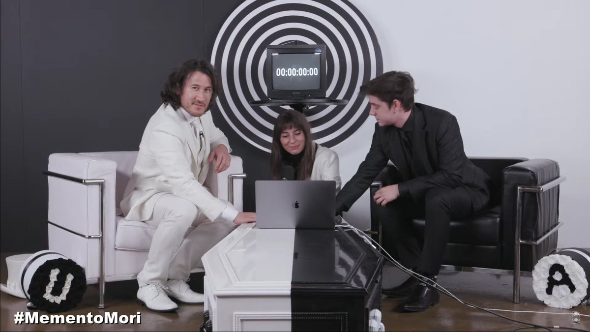 Thank you for everything that you three do.
#momentomori #UnusAnnus #UnusAnnusoverparty #WeWereHere #goodbyeunusannus