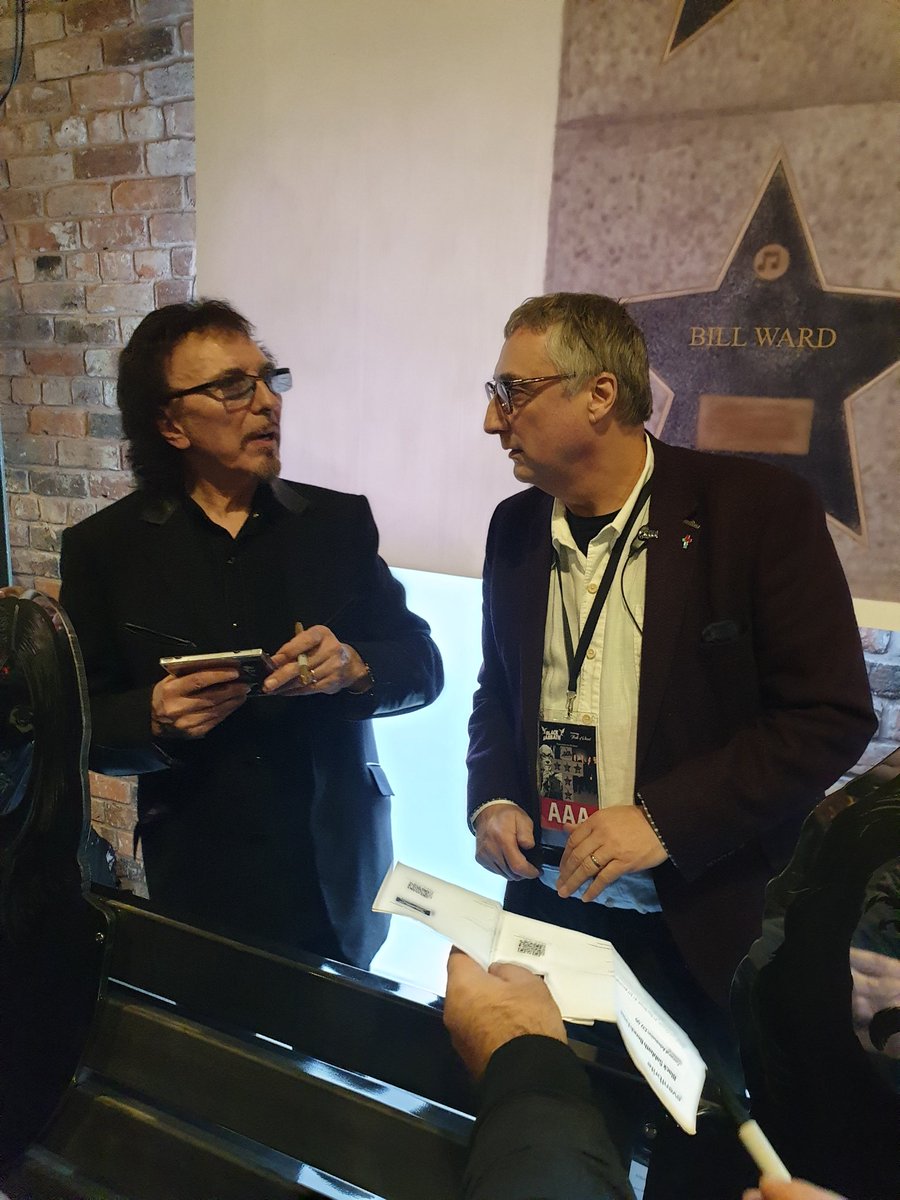 Eggleplus's tweet photo. @Epiphone Tony Iommi https://t.co/UXVAHjVr4q
