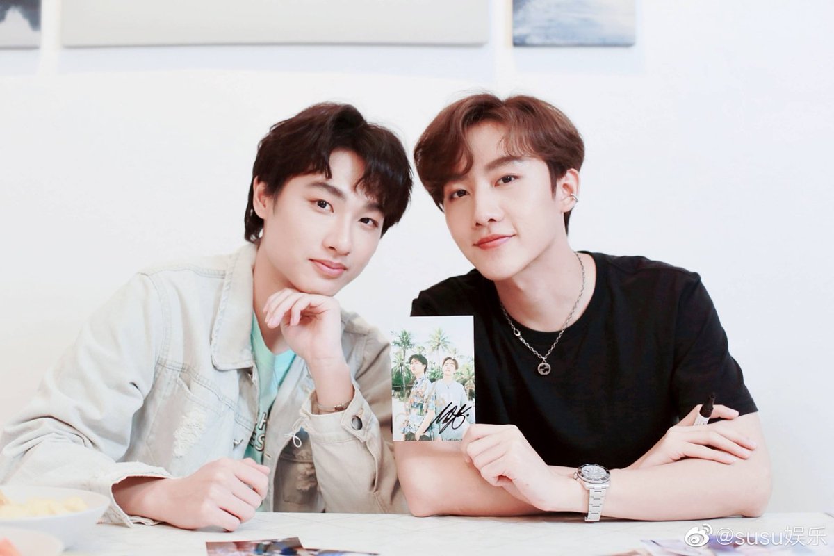 marksiwat_jfc's tweet photo. Mark Related
#MarkGunxSusu
#หัวใจศิวัช 
#Marksiwat
Cr.susu娱乐 weibo https://t.co/r6bBpFmoF5
