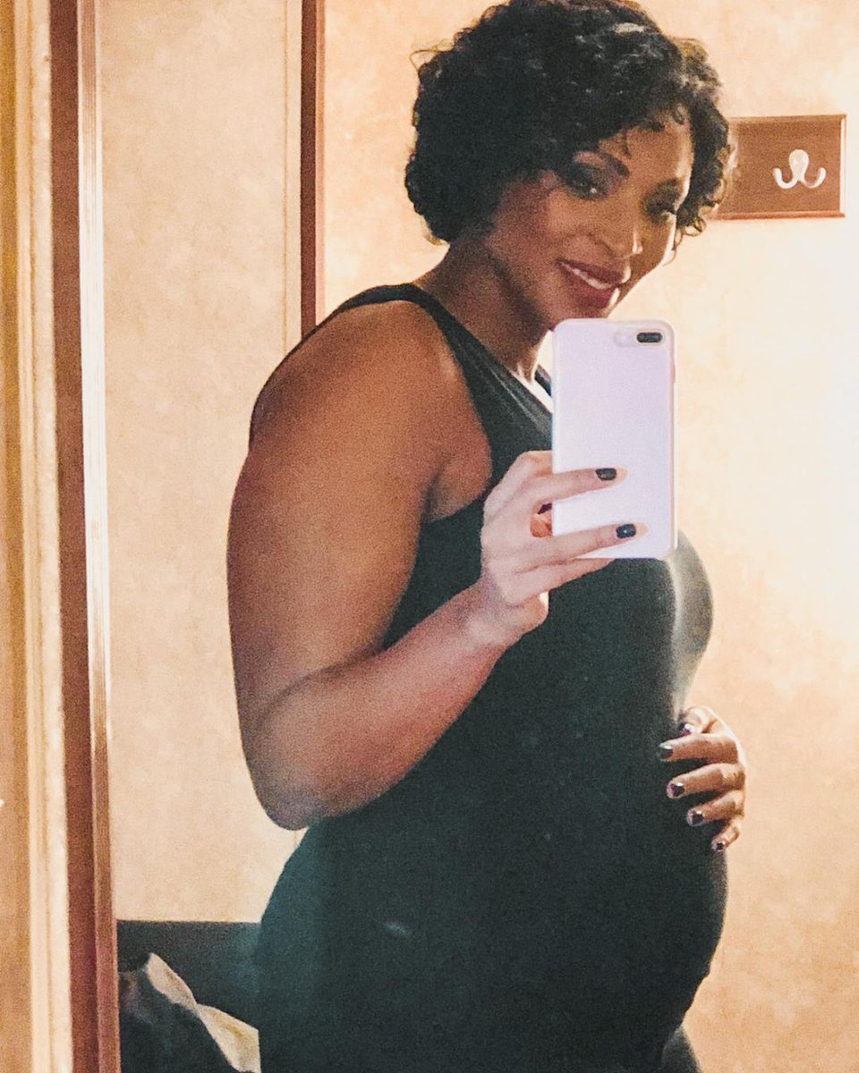 TMI_Uruguay's tweet photo. #RIPDeath, that sounds weird 😆😜 #billiethereaper @_LisaBerry #Supernatural #SPN #SPNFamily
I knew I saw #KhylinJonhstone during the fighting scene!
#ShadowFam https://t.co/FEUWpCUbYv